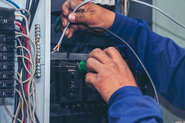 Electrical Outlet Repair in Casa De Oro Mount Helix, CA